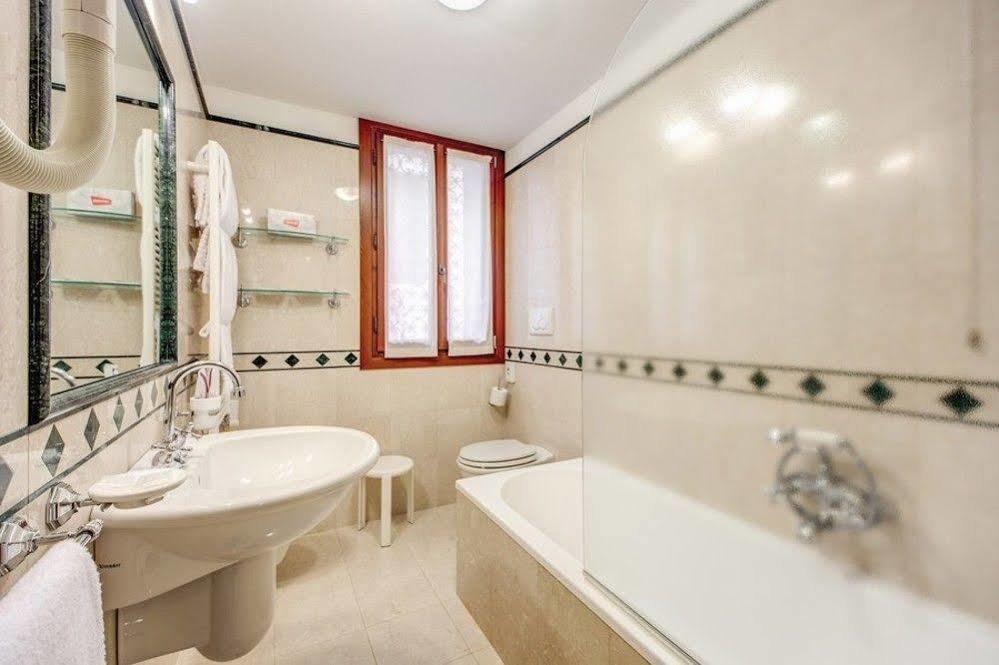 Basilea Venecia