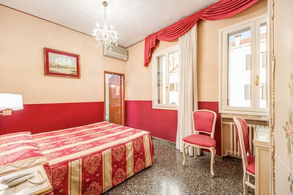 Basilea Hotel Veneza
